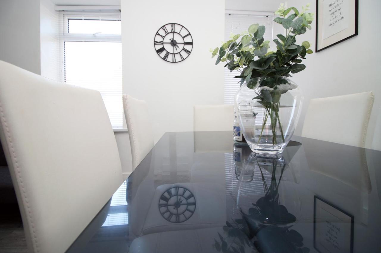 Apartment Executive Style 2 Bed Flat In Bridgend F2